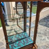Showcase bookcase in molded and carved walnut