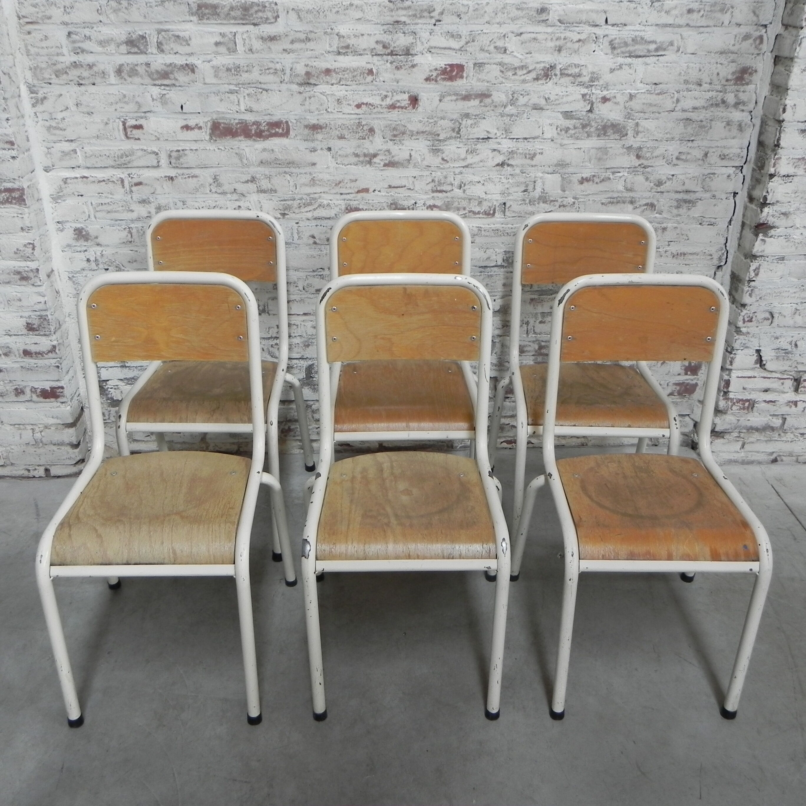 Set of 6 school chairs