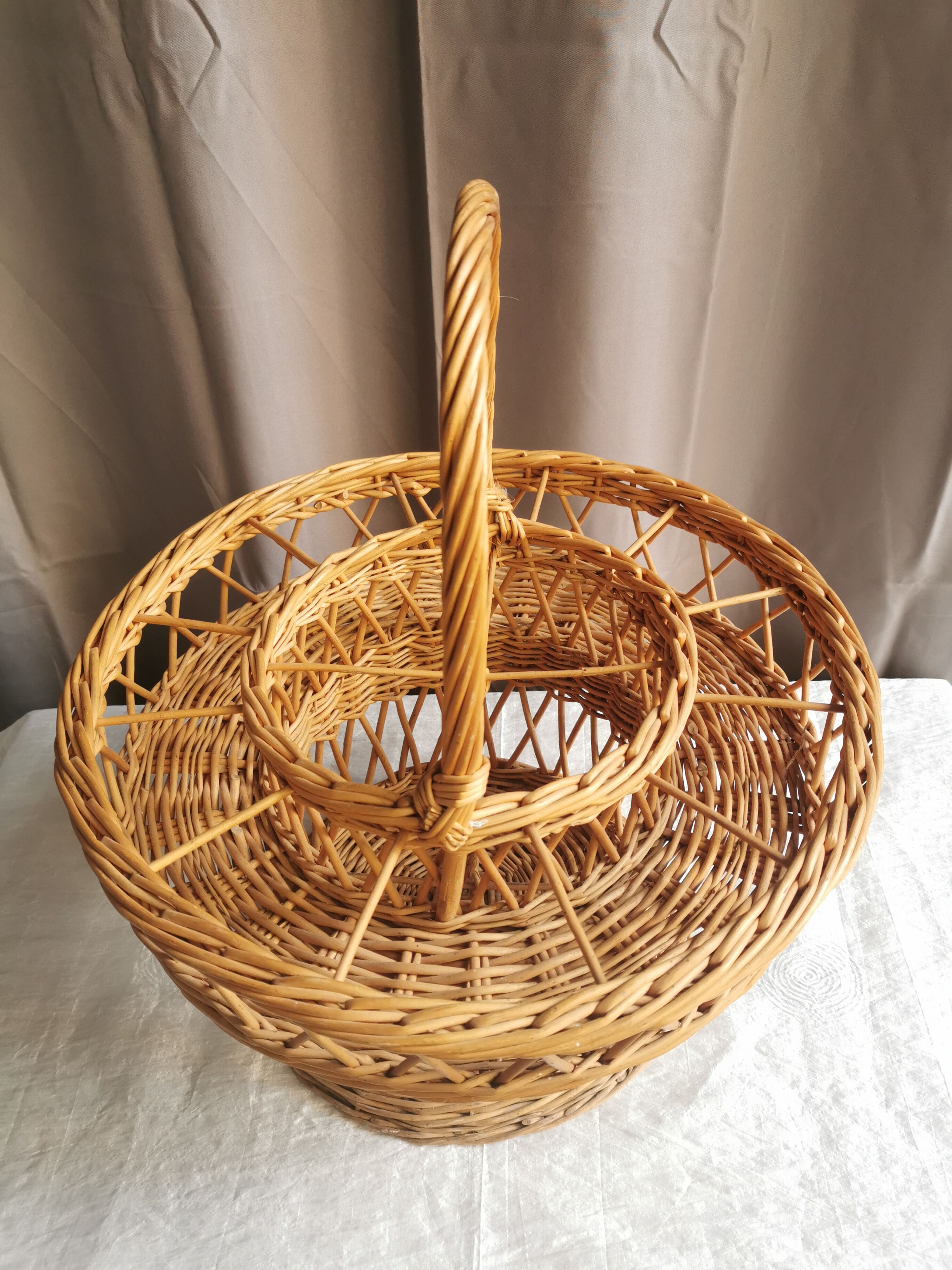 Vintage rattan bar basket