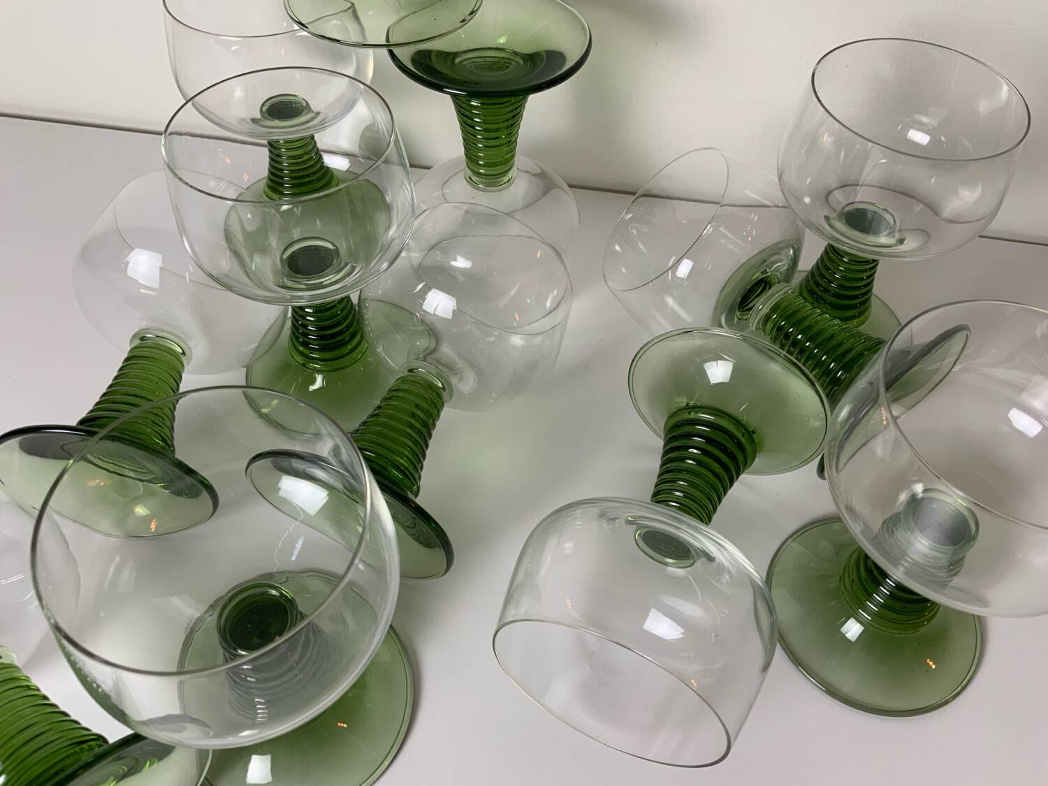 12 verres à vin blanc vintage