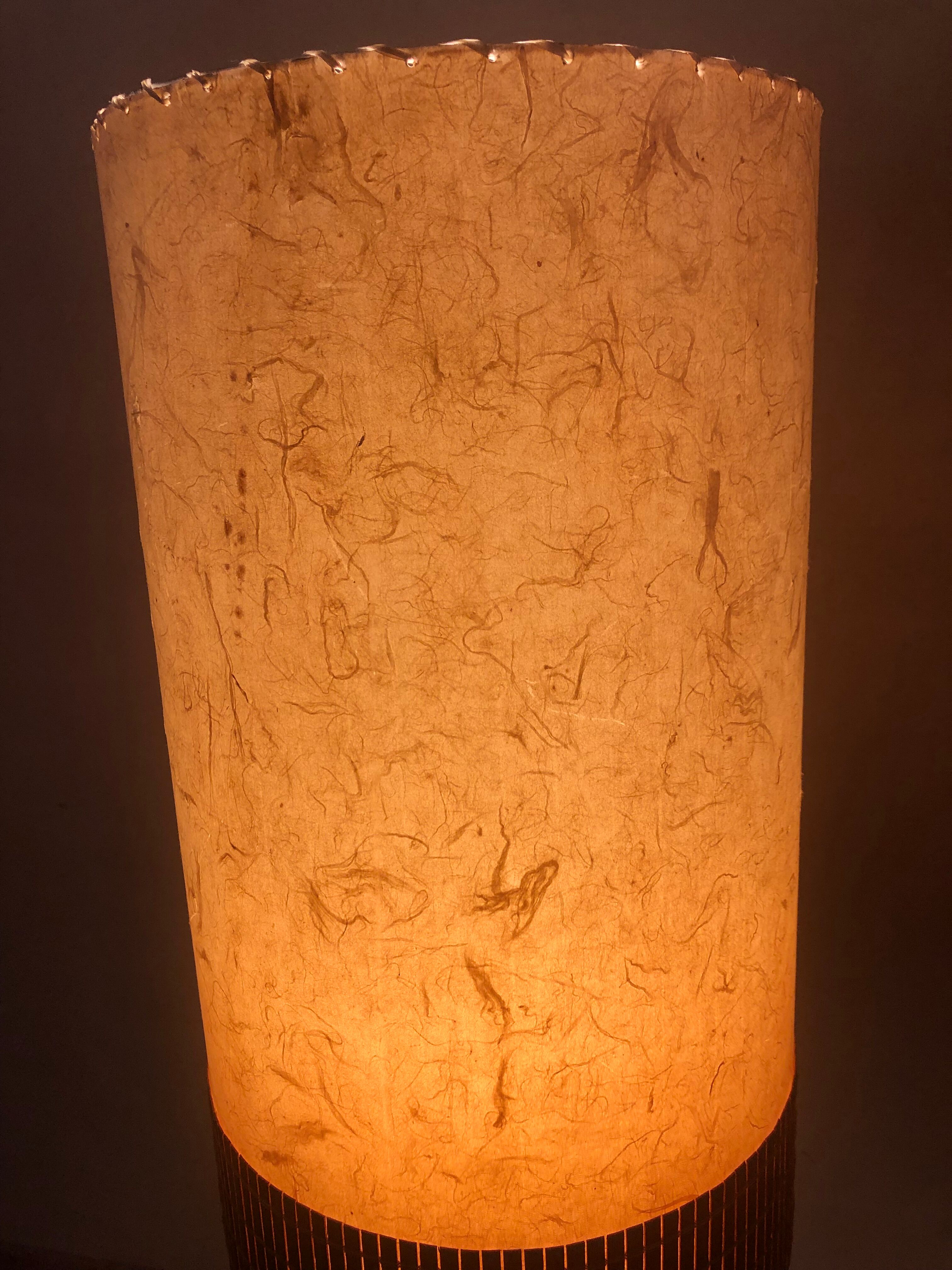 Scandinavian tripod floor lamp with 60s lampshade