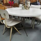 Round pastoe dining table, The Netherlands 1966