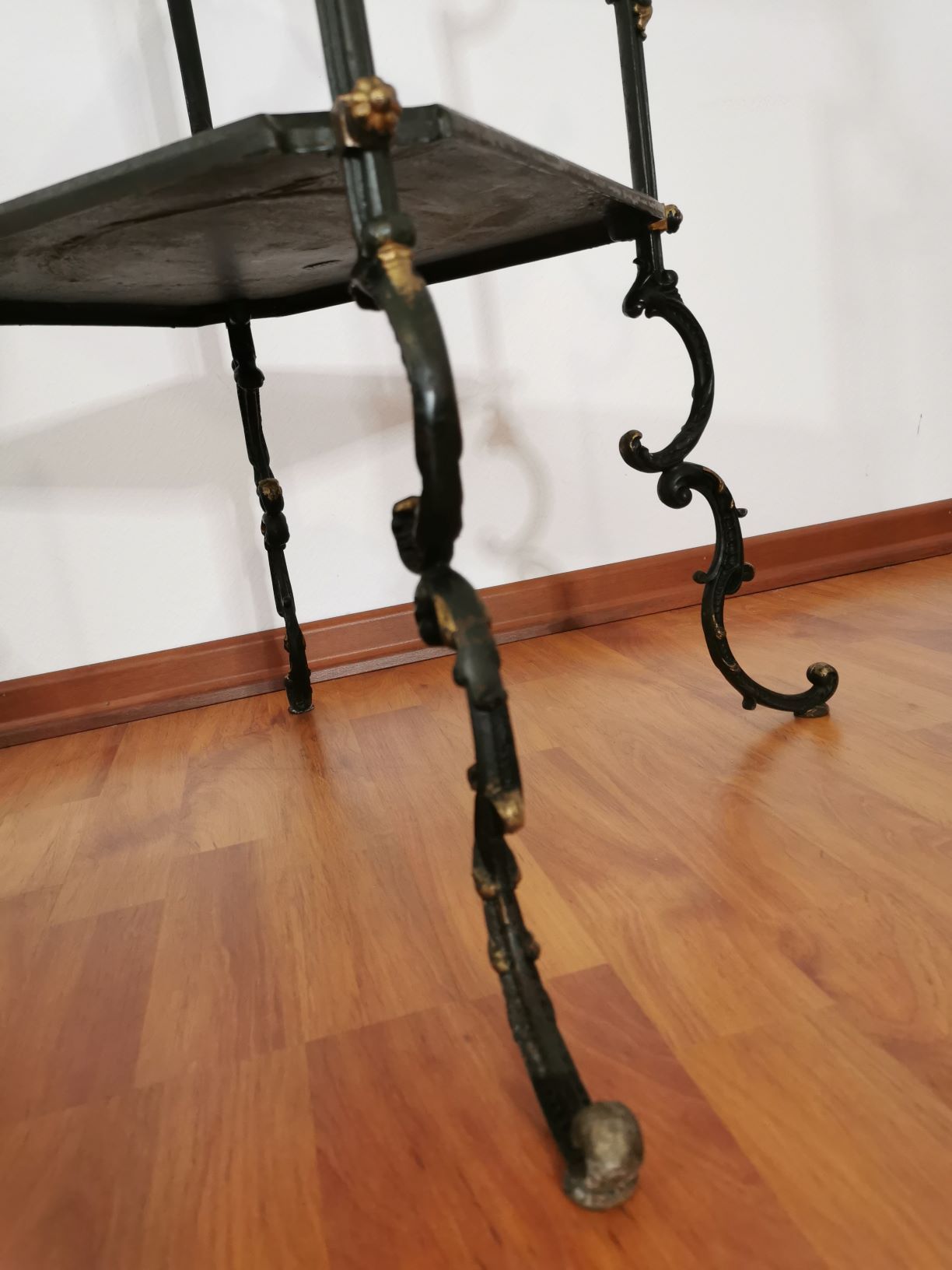 Art Nouveau cast iron Gath's Antique Sellette/Desserte