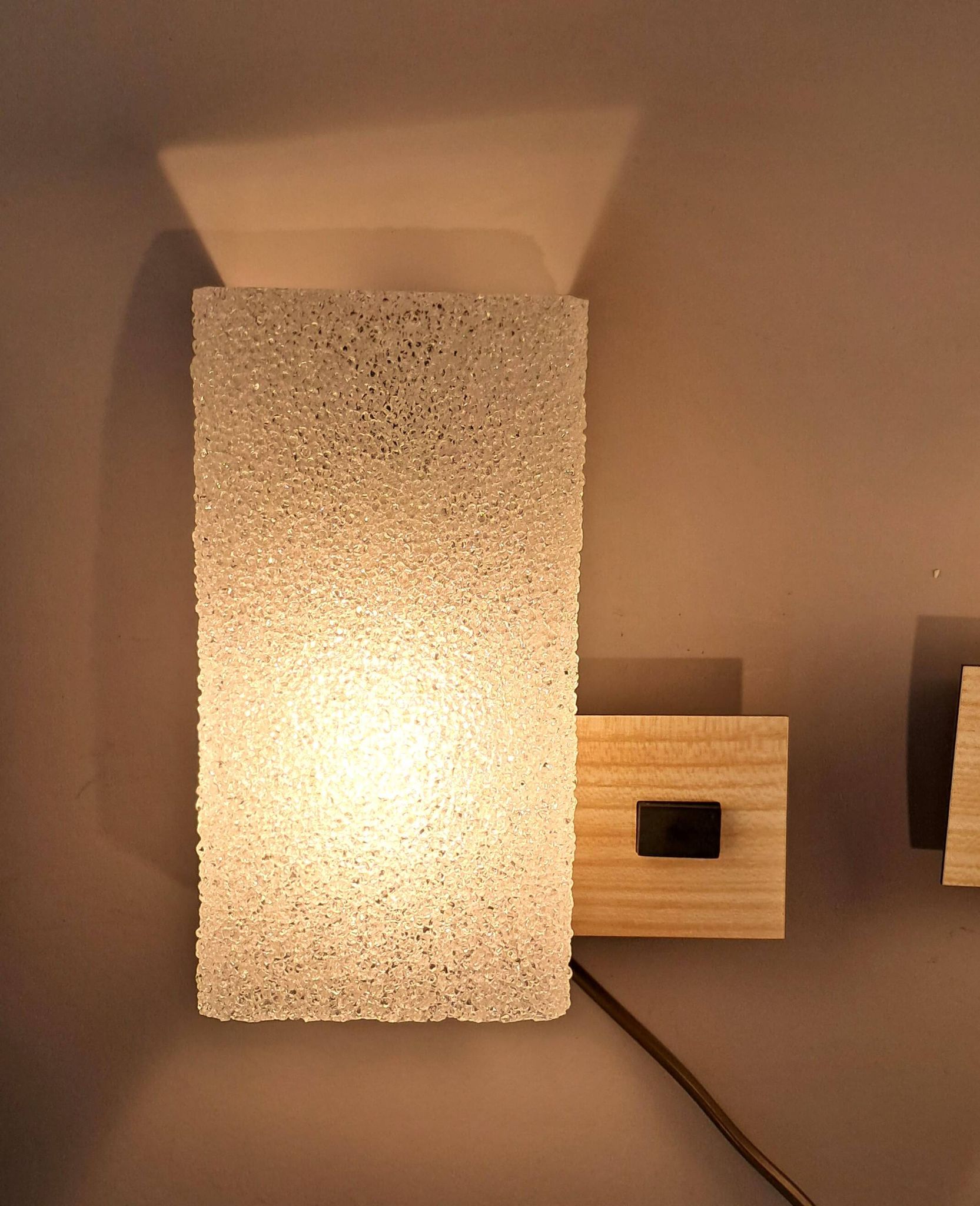 Pair of modernist wall lights 1950/1960 in metal and perspex.