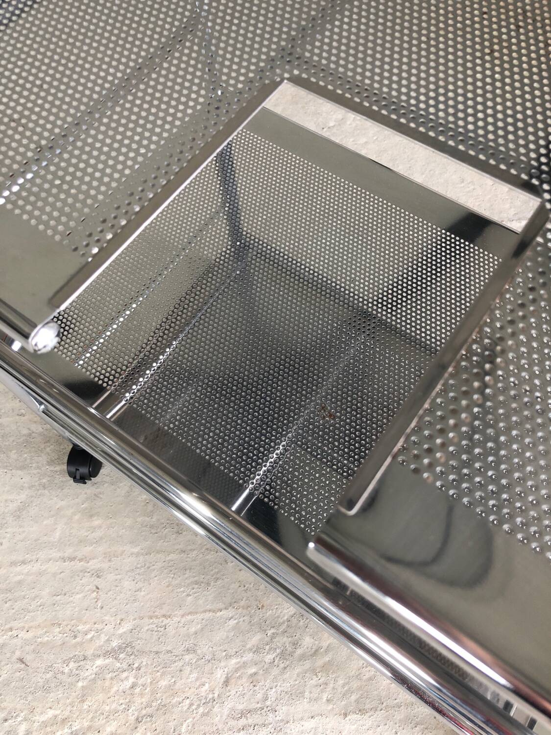 Industrial-style bathroom trolley on casters
