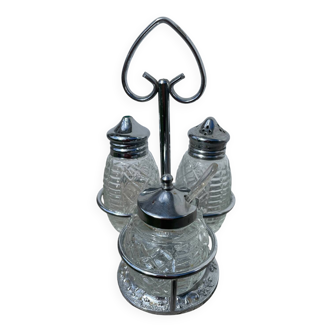 English silver-plated salt and pepper shaker