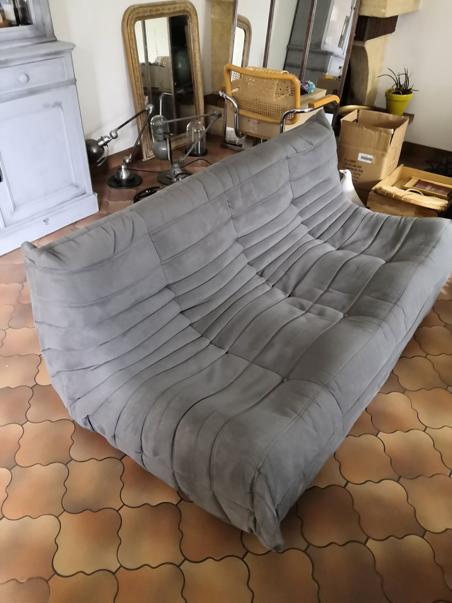 Togo sofa by Michel Ducaroy for Ligne Roset