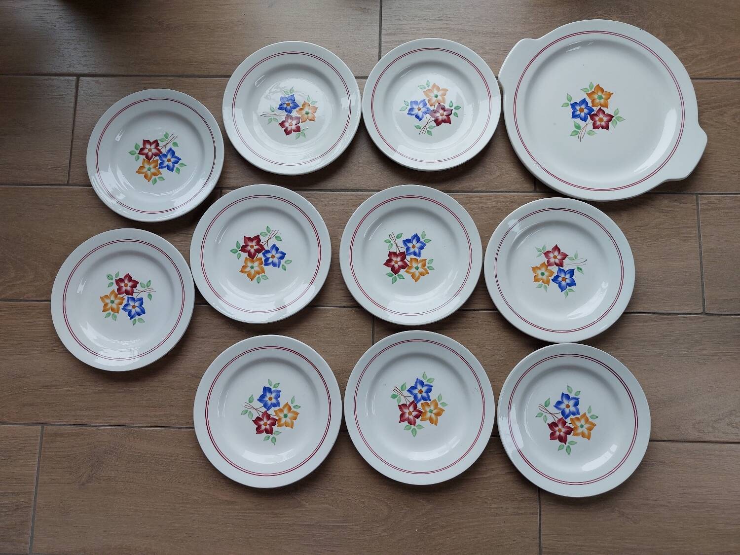 MDL dessert service, plates and dish