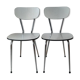 Lot de chaises blanches vintage
