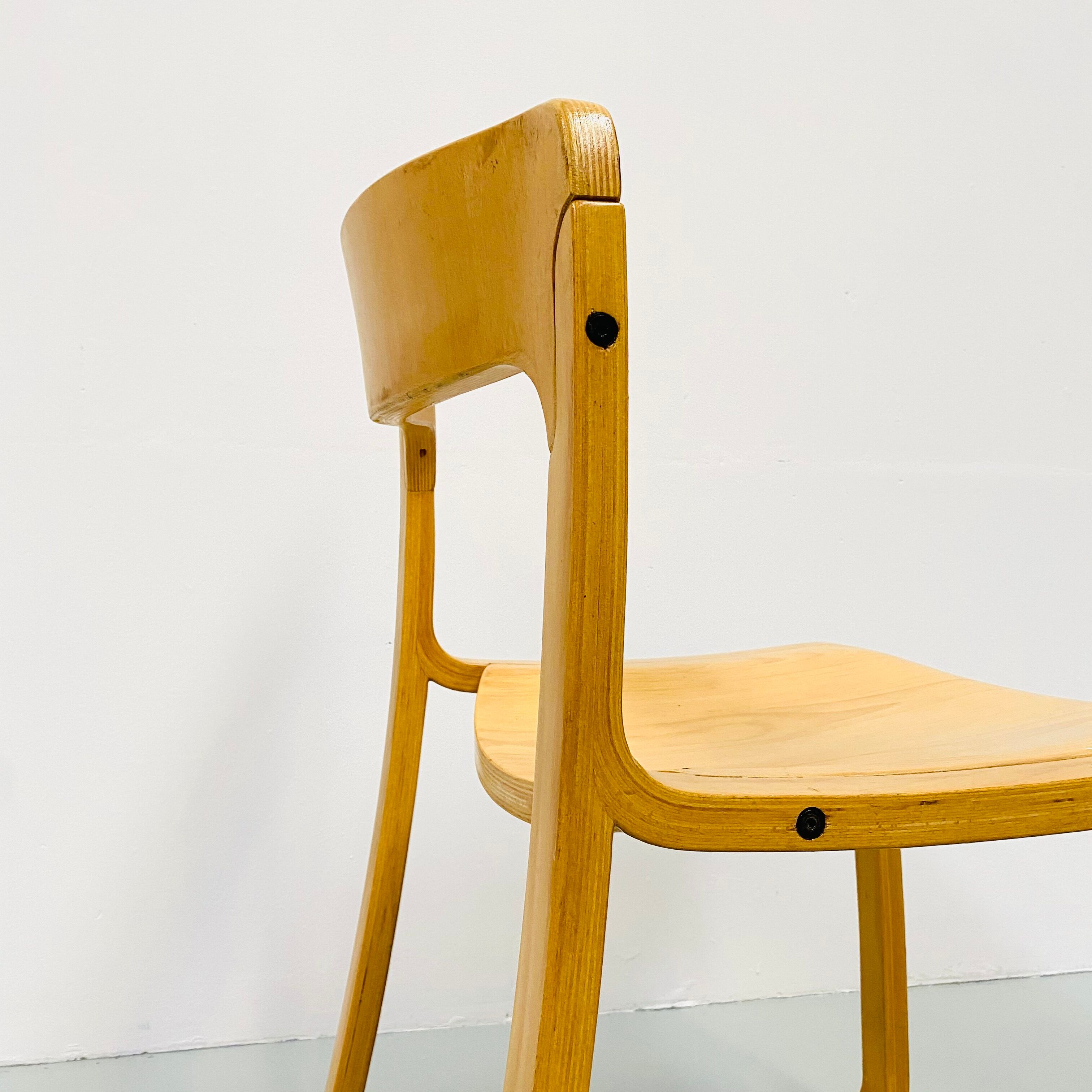 Lot de 4 chaises traîneau italiennes d'époque en hêtre contreplaqué moulé