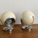 Paire d’appliques « eye ball ». 1970