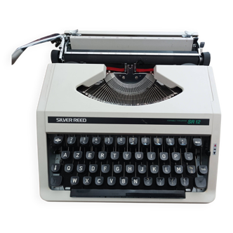 Silver Reed SR12 typewriter