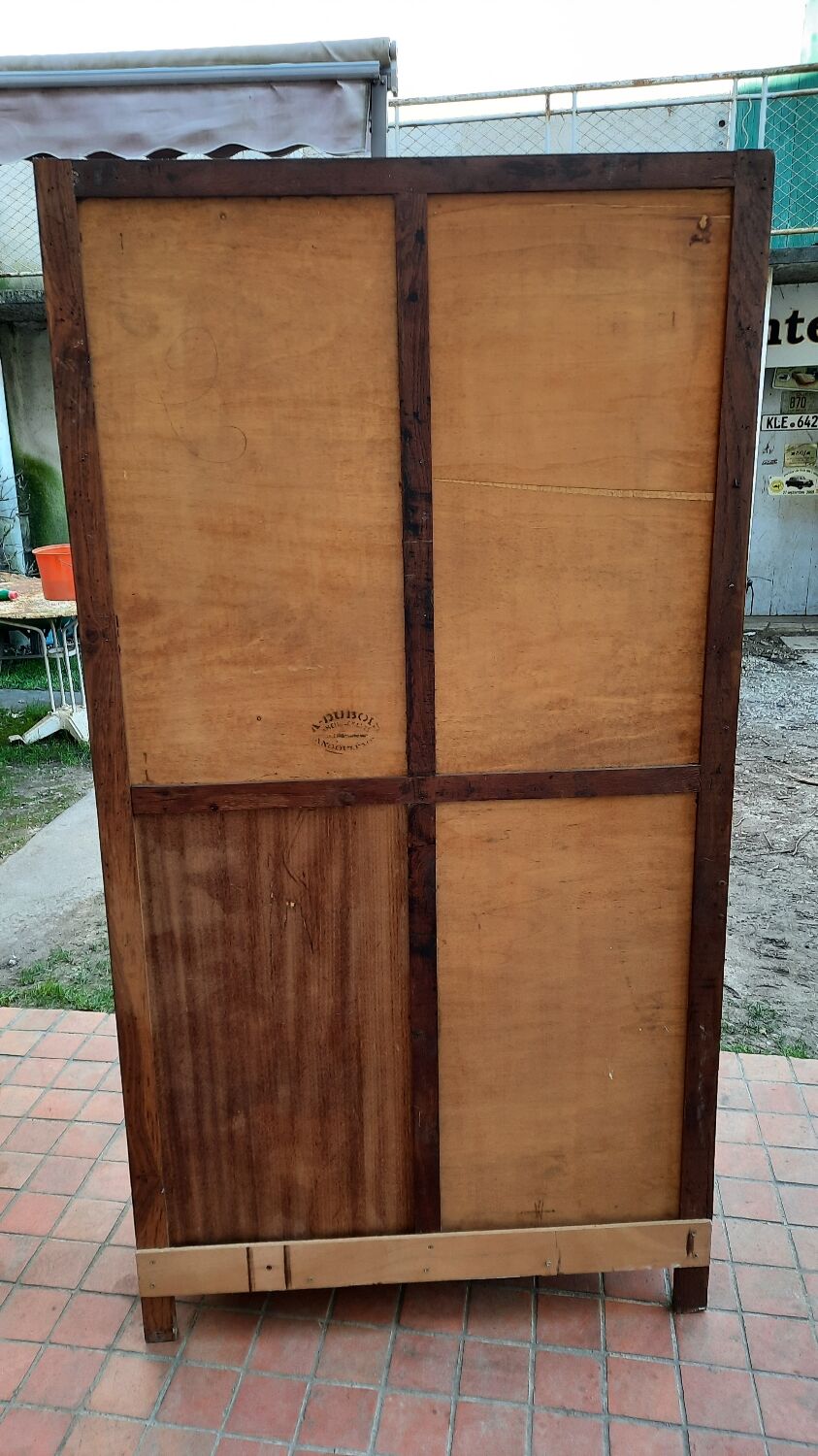 Art Deco style showcase