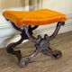 Tabouret en X, bois sculpté, XIXème siècle