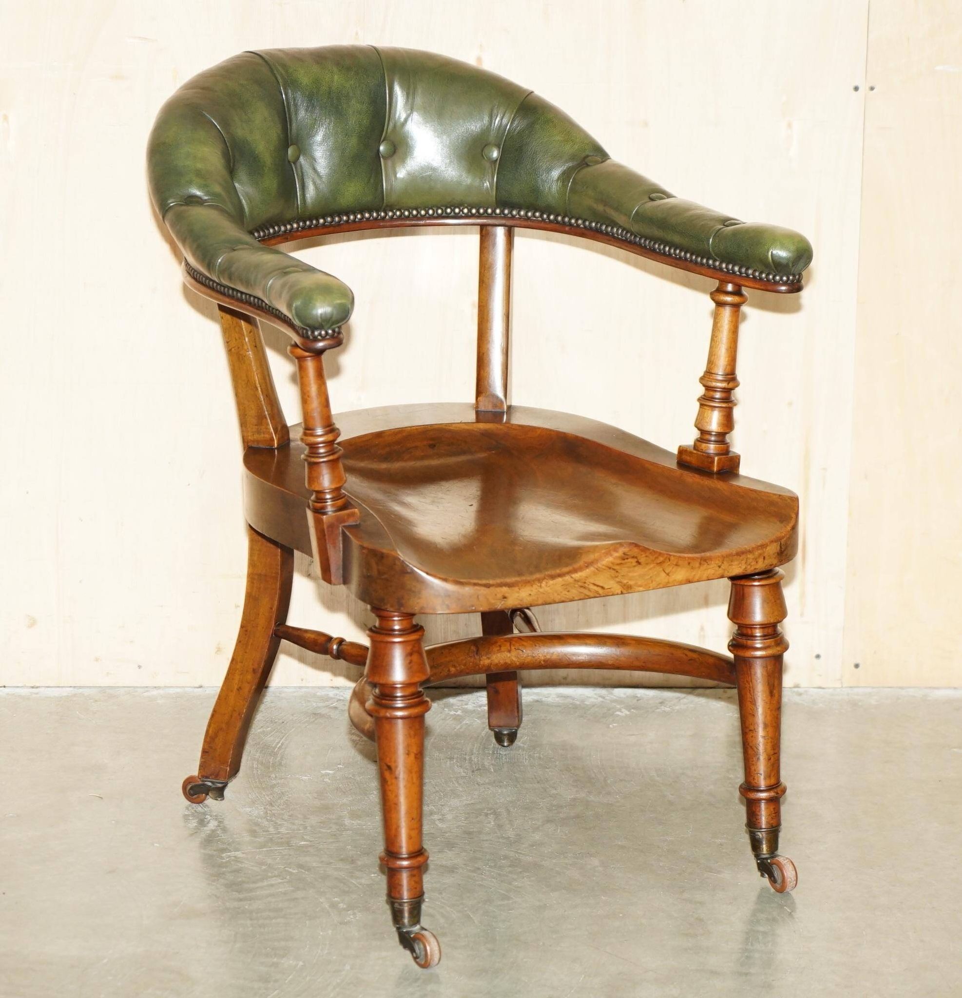 Chaise de capitaine victorienne en acajou et cuir