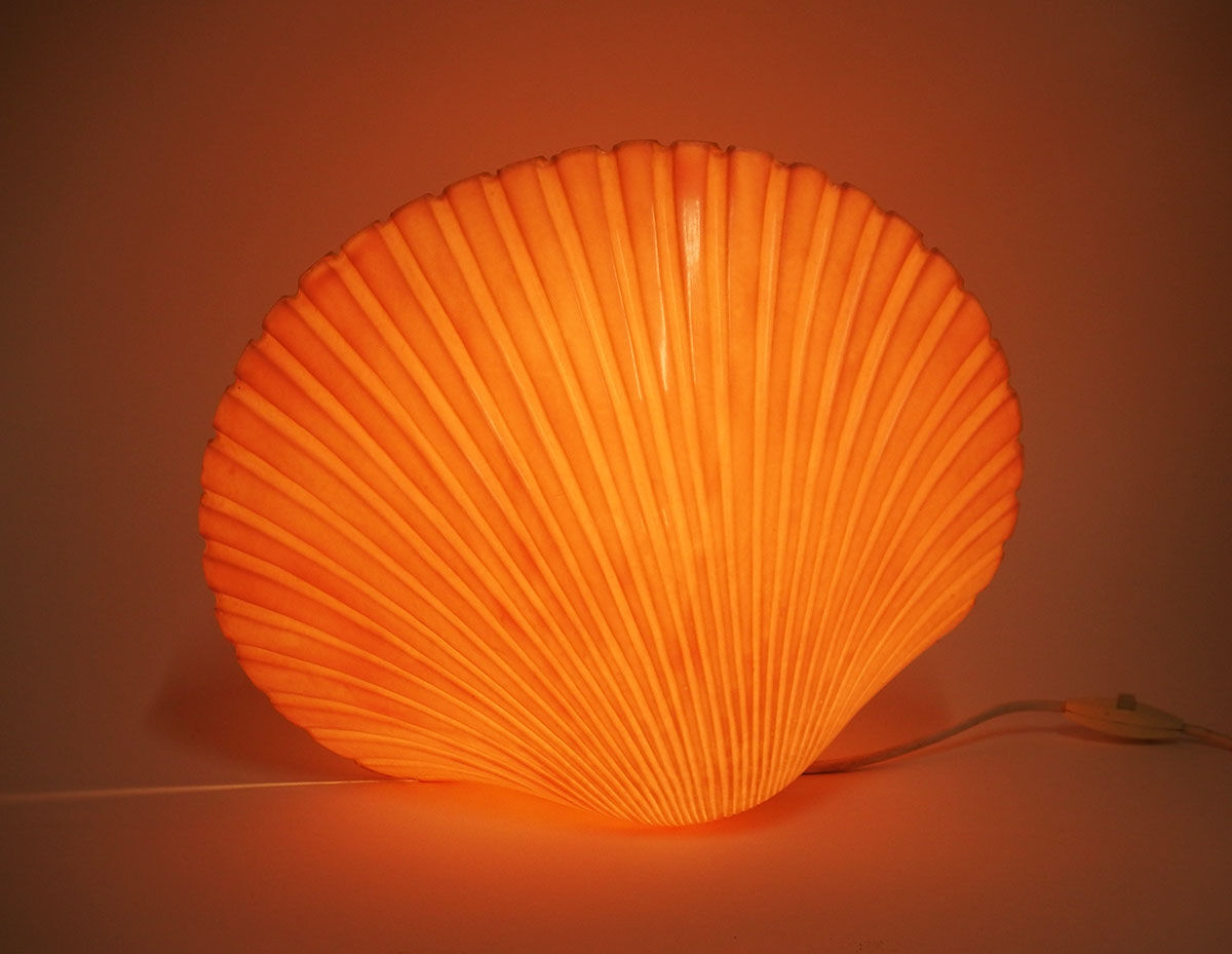 Shell lamp design Michèle Mahé, distributed to Disderot