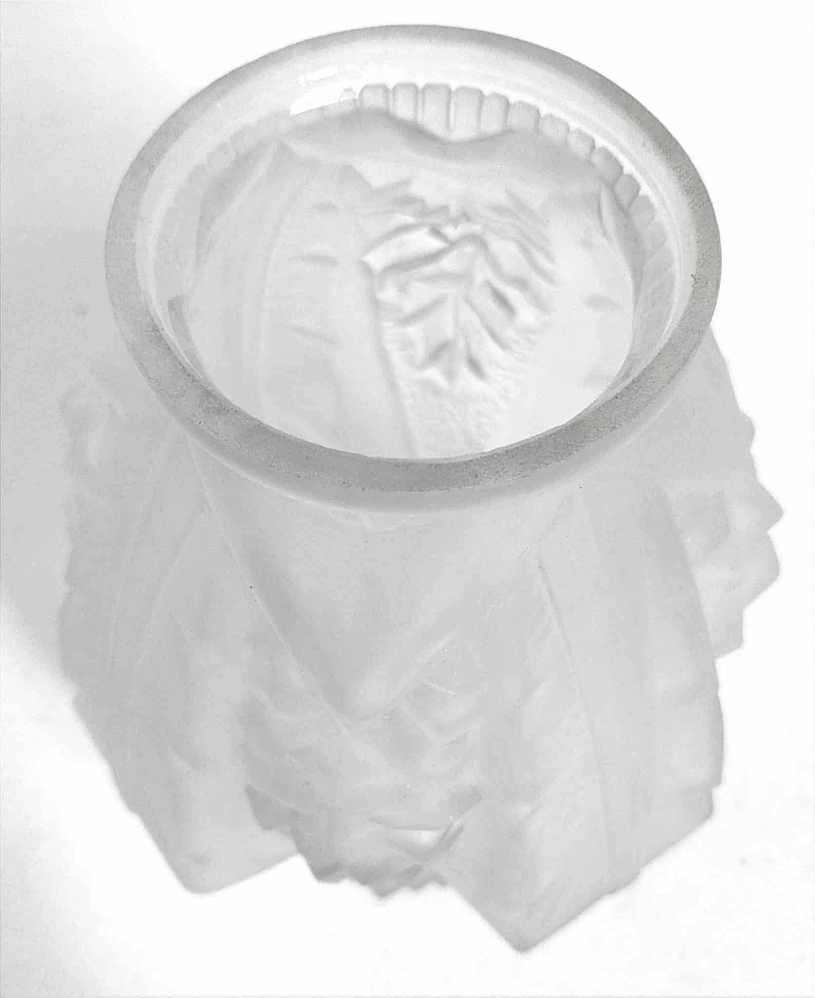 Art vase signed Muller, Height 20 cm