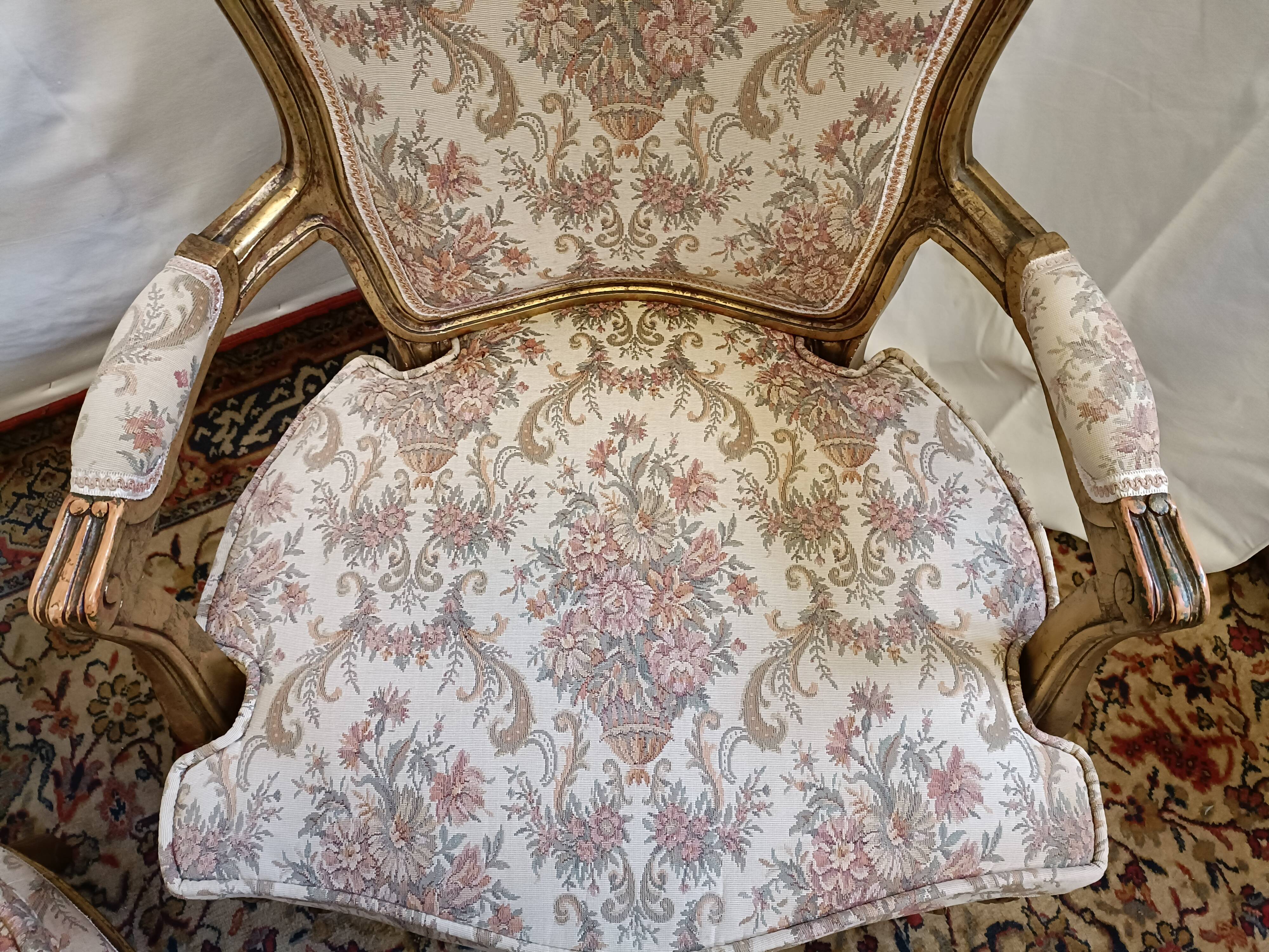 Pair of shepherdesses Louis XV gilded wood