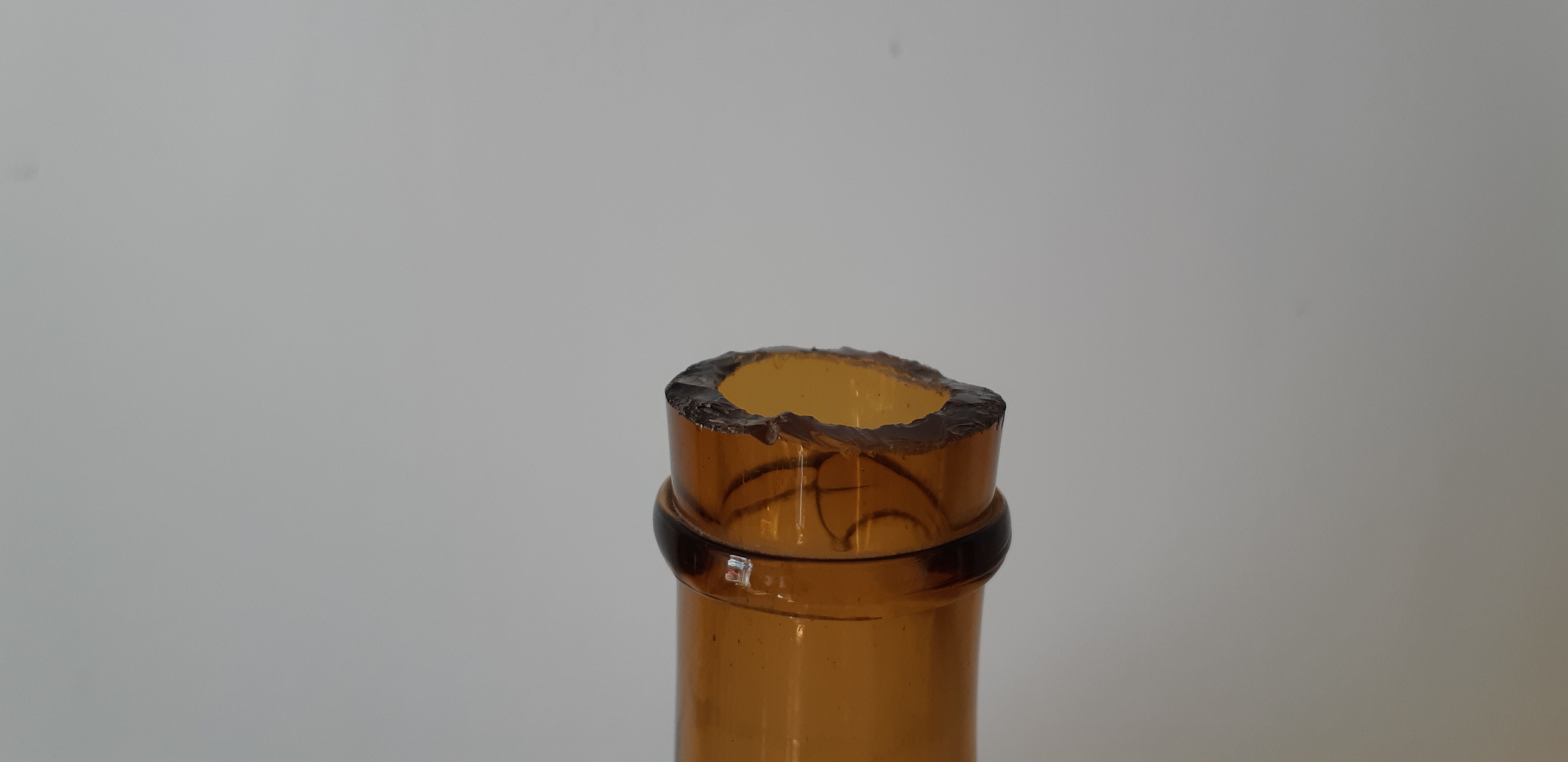 Demijohn 6 litres yellow ochre