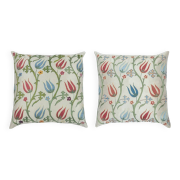 SET OF 2 - 100% Silk Accent Pillow Covers. A pair of Cushion Covers. Handmade Throw Pillows