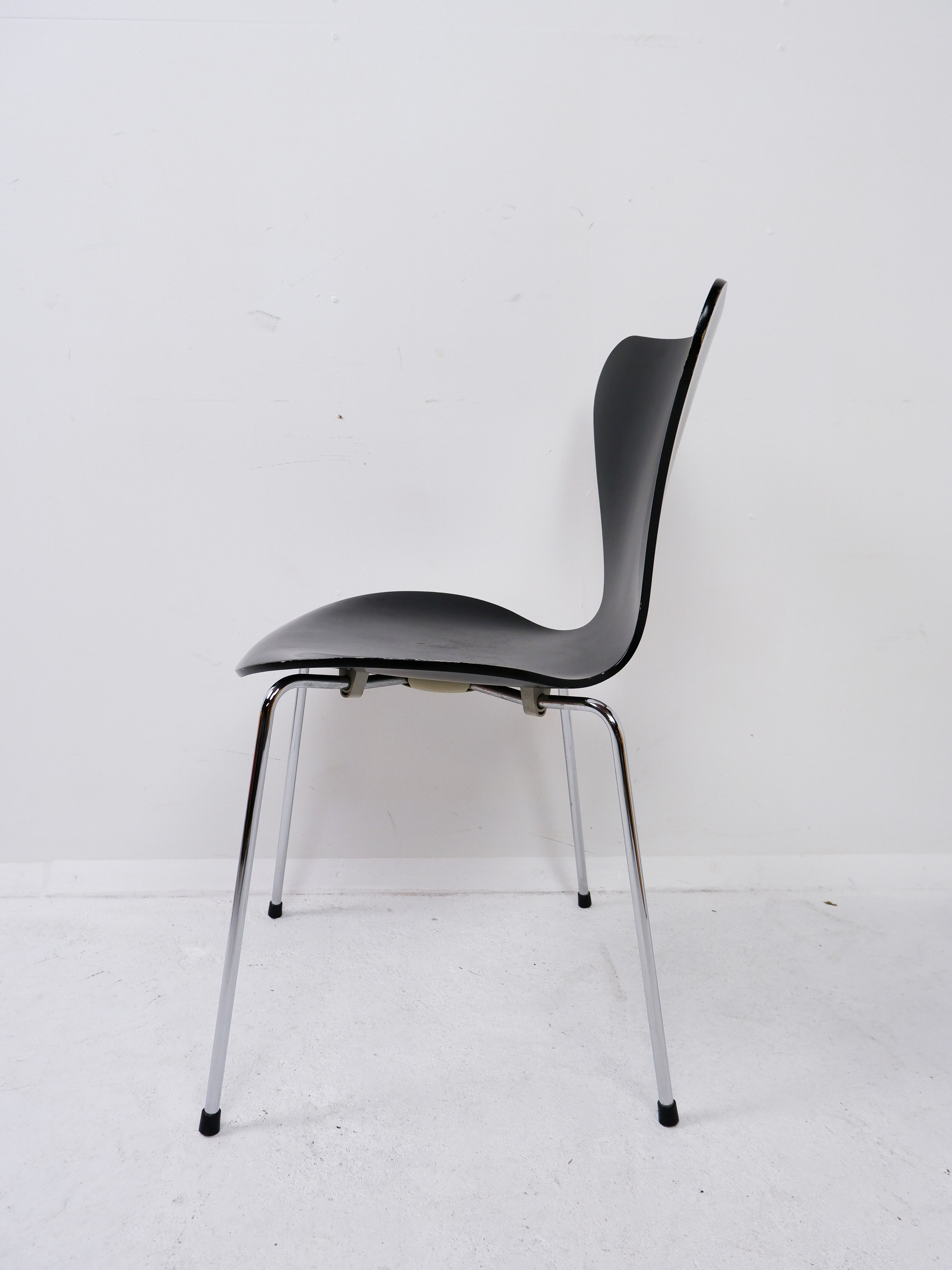 Chaise butterfly  modèle 3107 d'Arne Jacobsen pour fritz hansen