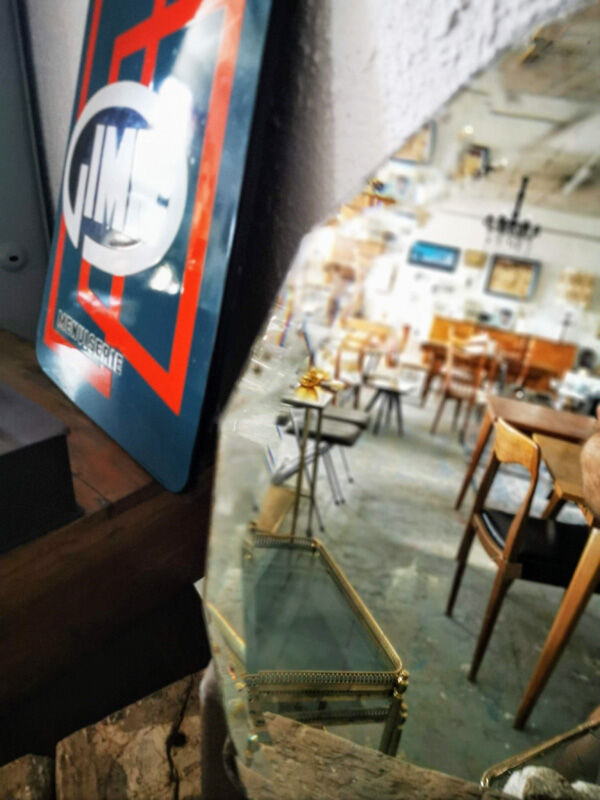 Bevelled round mirror 49cm