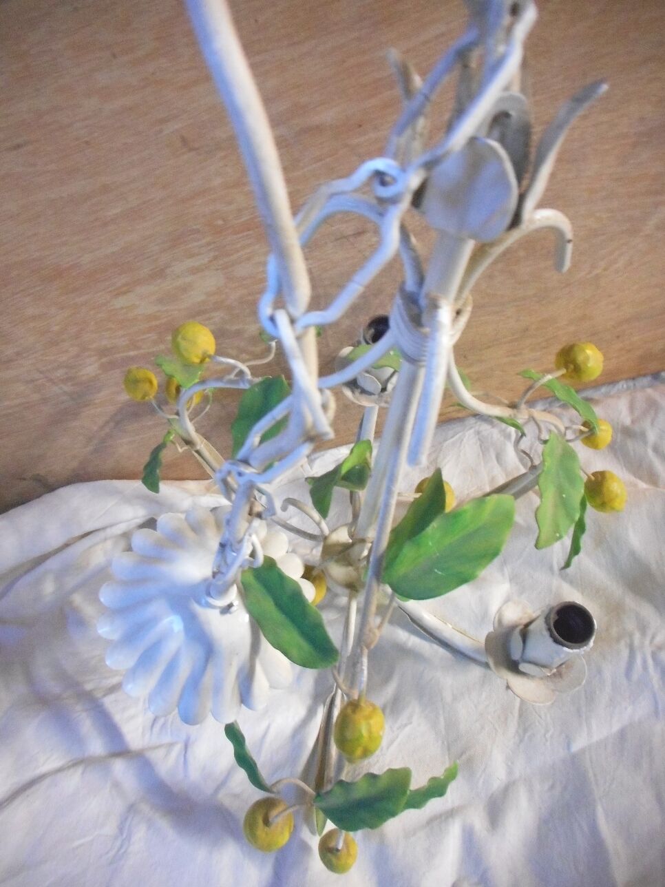 Iron chandelier lemons 60