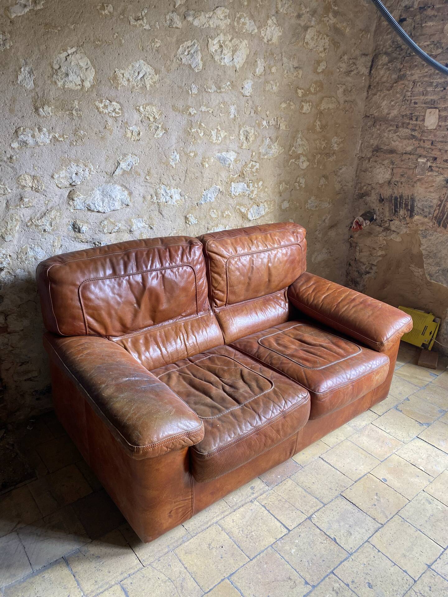Canapé cuir vintage 2 places 