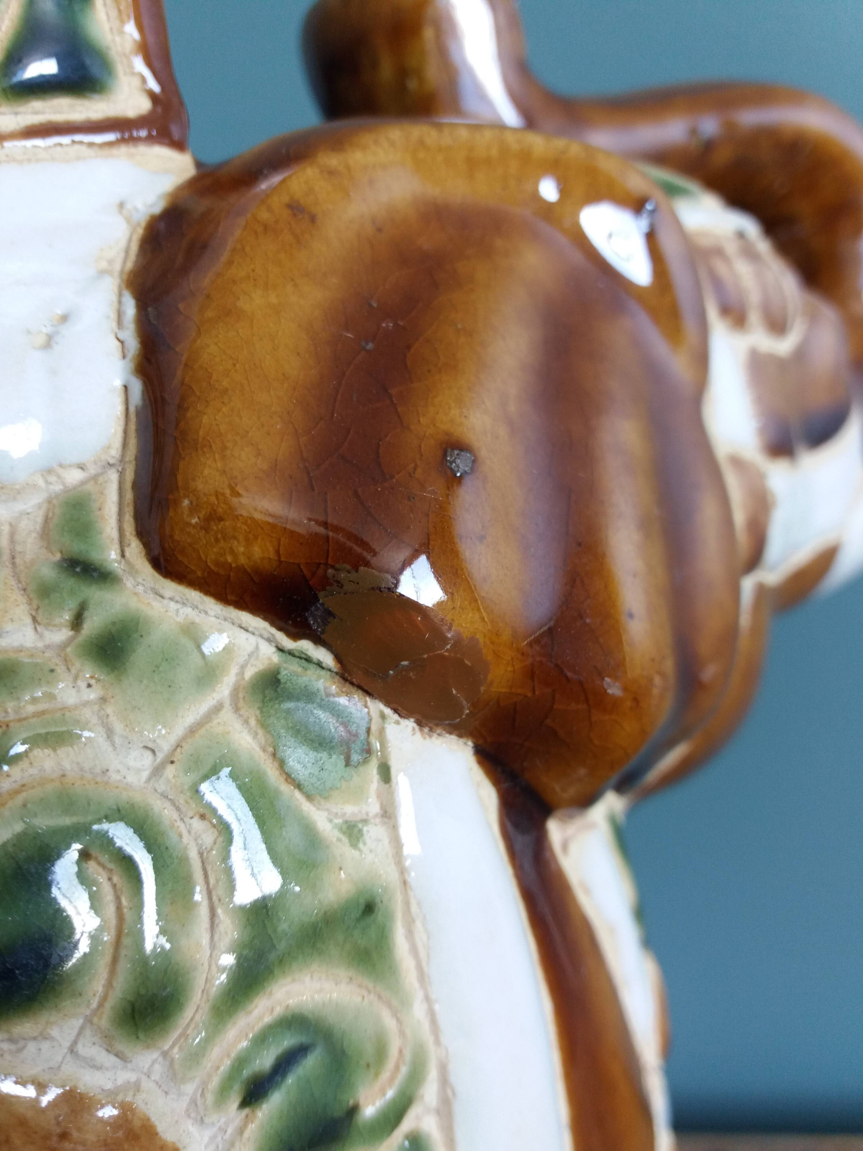 Éléphant porte-plante en céramique