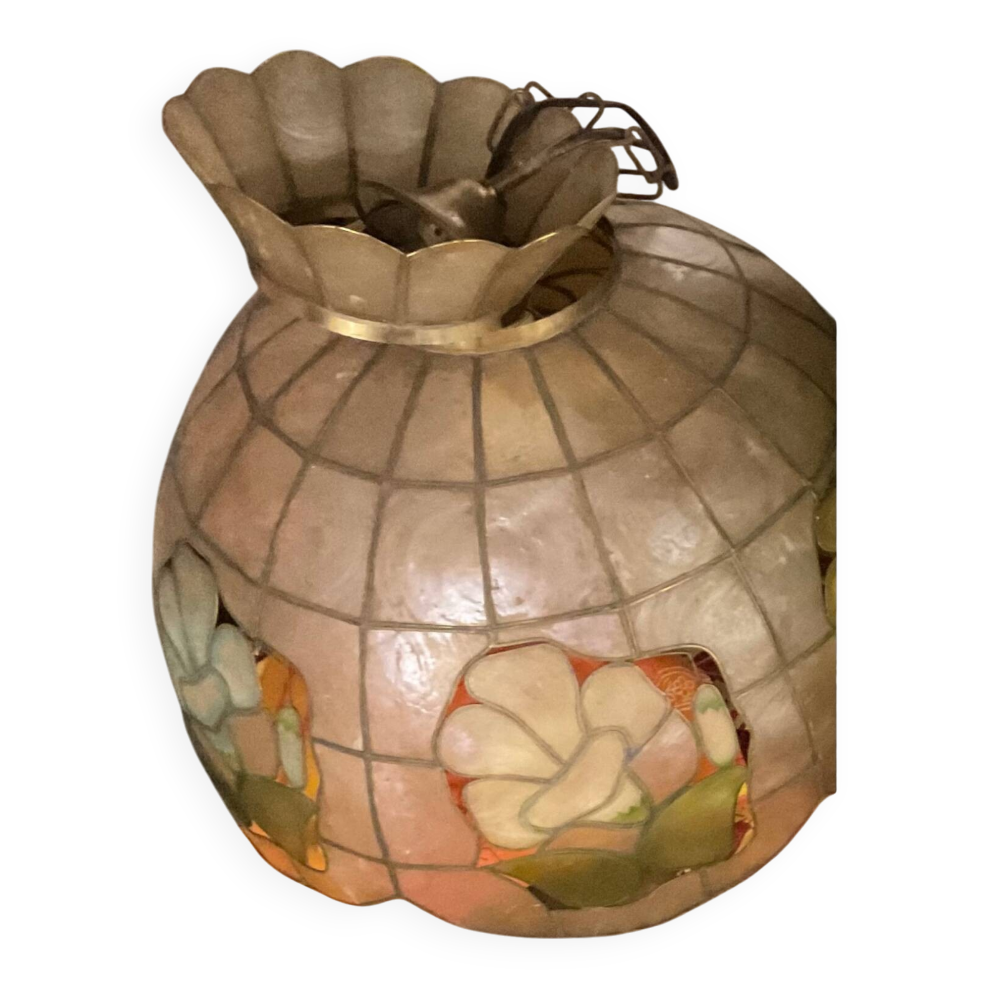 Vintage mother-of-pearl and brass pendant light, very good condition