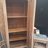 Vintage furniture bonnetière