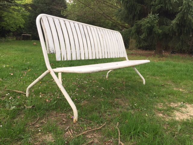 Foldable bench in metal and wood