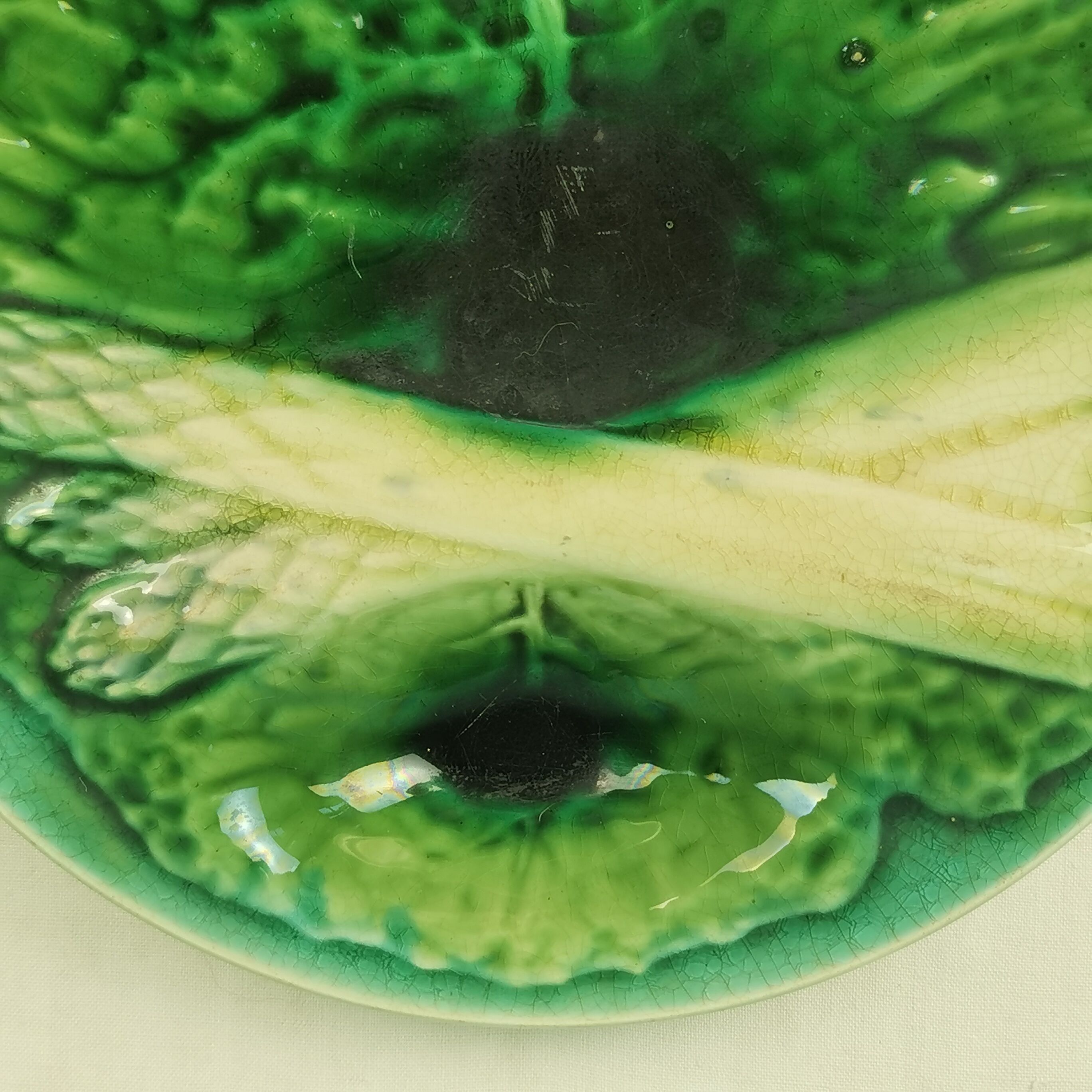 Creil and Montereau asparagus plates