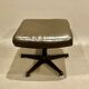 Fauteuil et ottoman en cuir, 1960