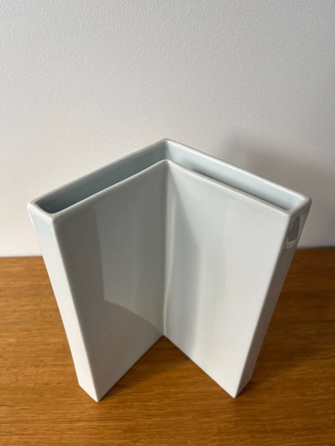 Vase porcelaine blanche contemporain