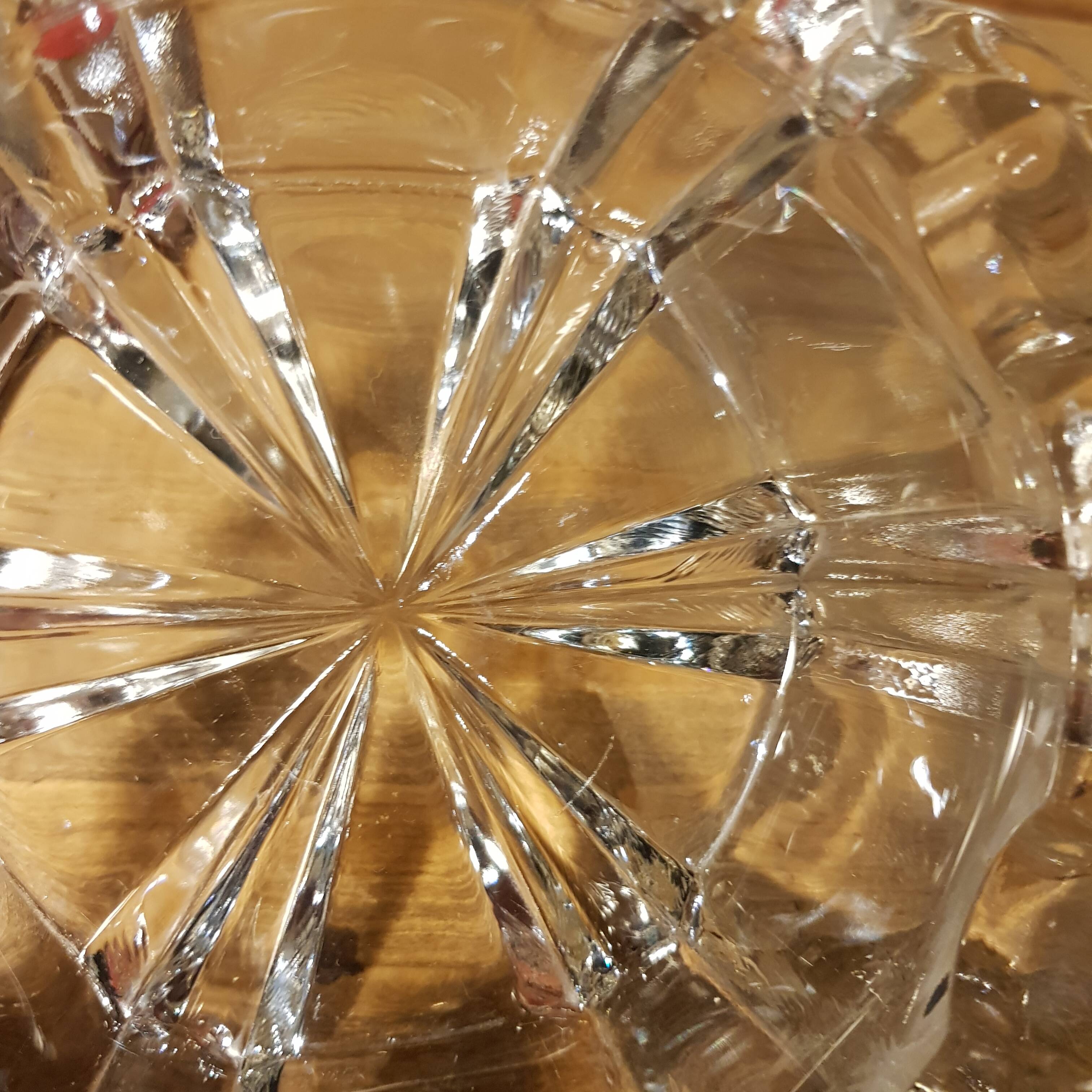 Thick glass ashtray or pocket