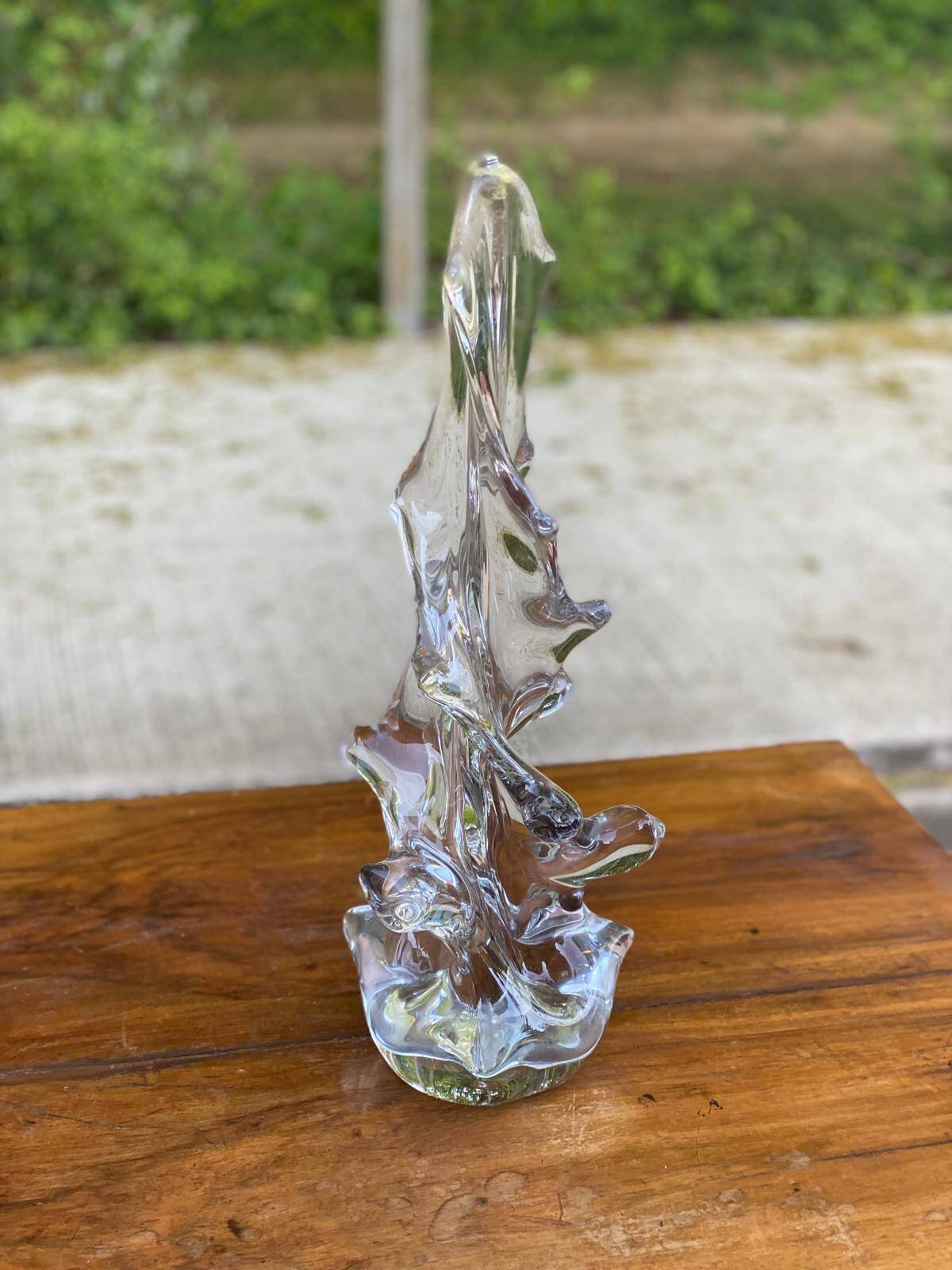 Lampe vintage en cristal sculpté signée avec abat-jour
