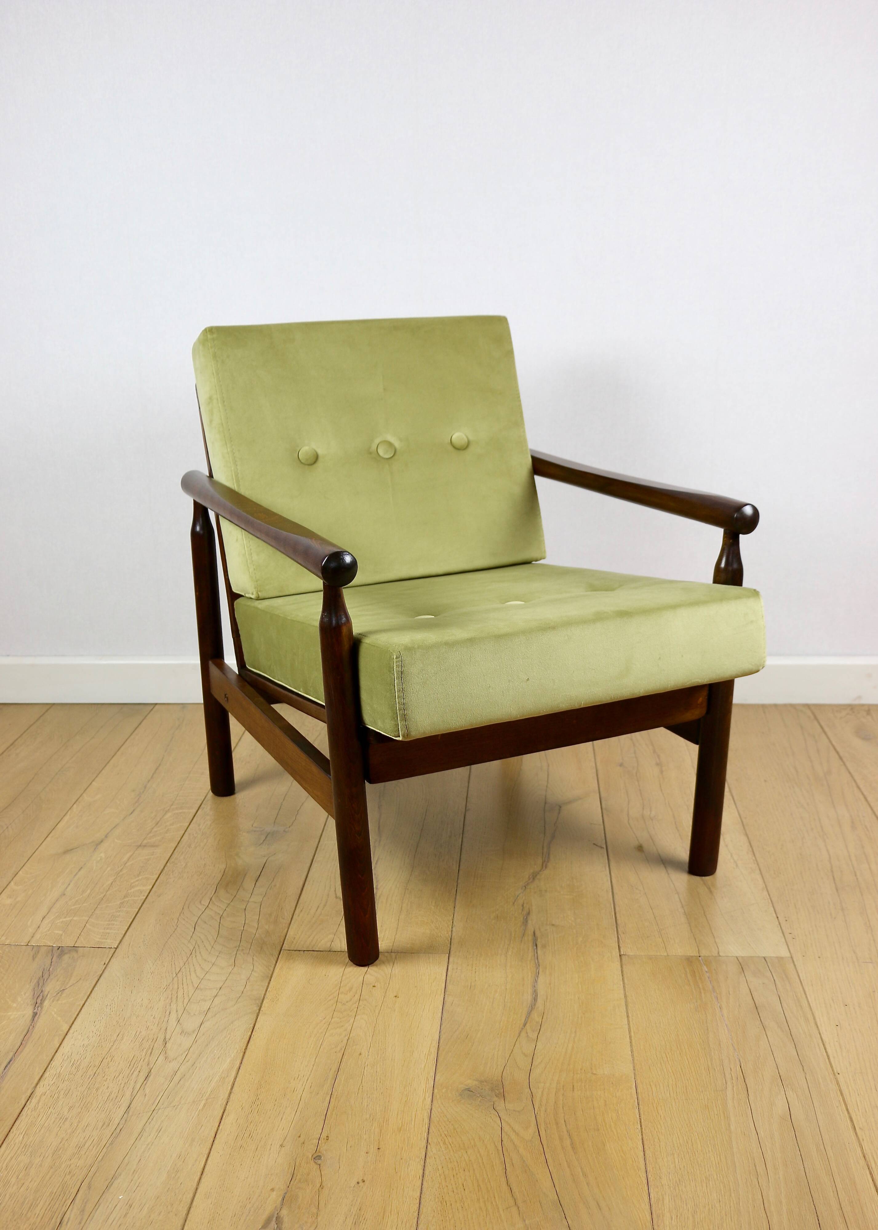 Stobrawa wooden armchair brown vintage olive - Bączyk - 2 pieces available