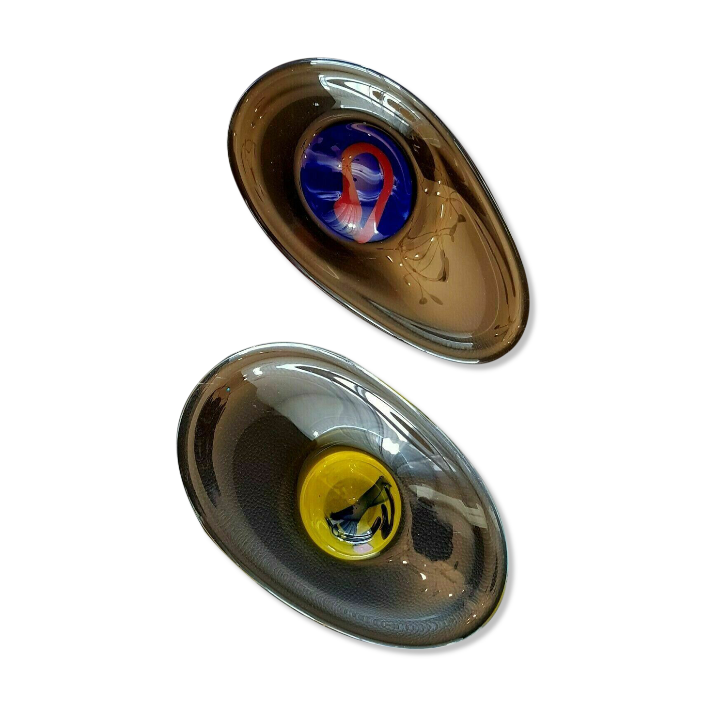 Pair of blown art glass cups by Eric Lindgren Claret