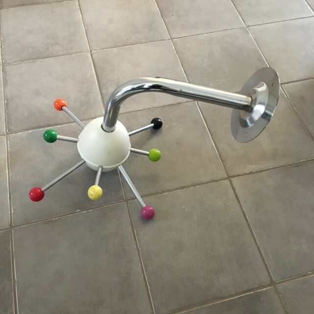 Sputnik wall coat rack