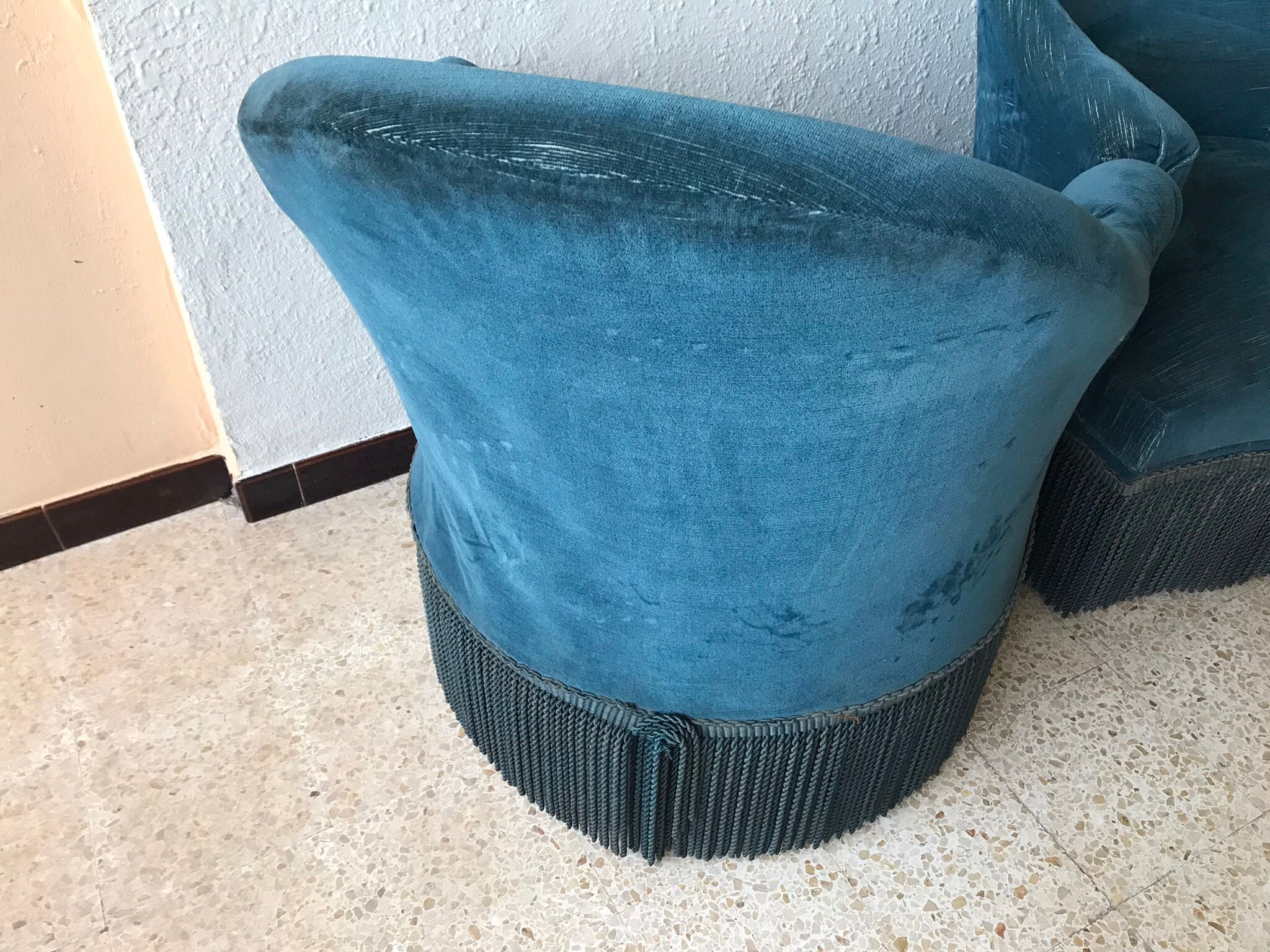 Pair of petrol blue toads