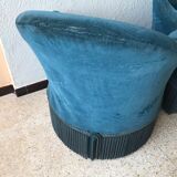 Pair of petrol blue toads