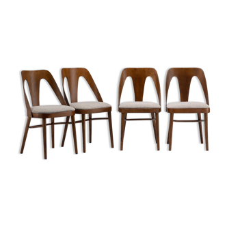 Ensemble de 4 chaises A-1411 Fameg des années 1950.