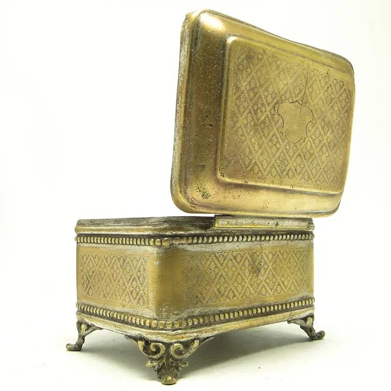 Eclectic sugar bowl, silver-plated brass, Poland, 19th century