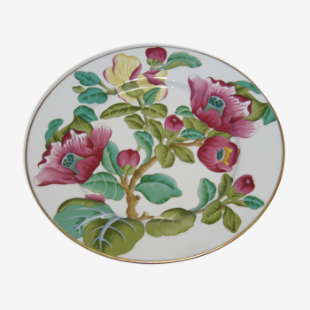 Paris porcelain plate with floral decorations