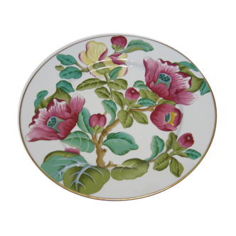 Paris porcelain plate with floral decorations