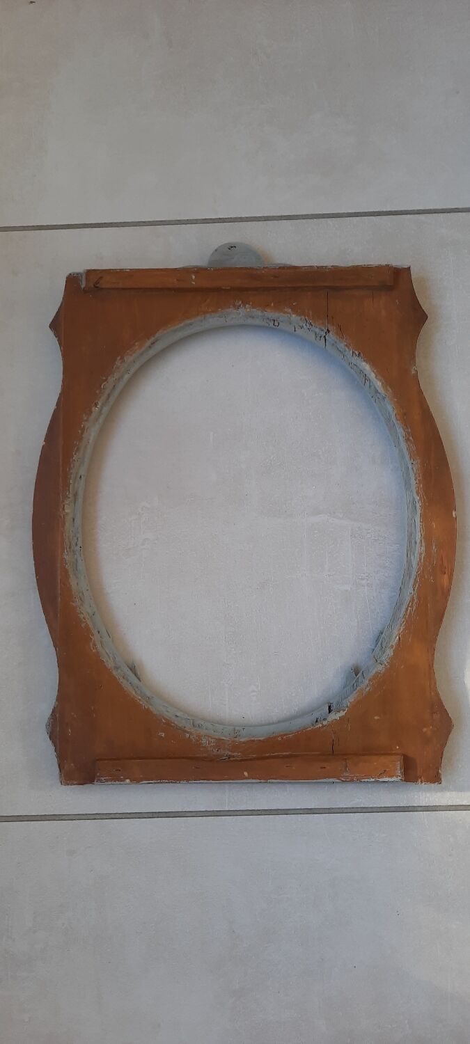 Bull's eye style frame