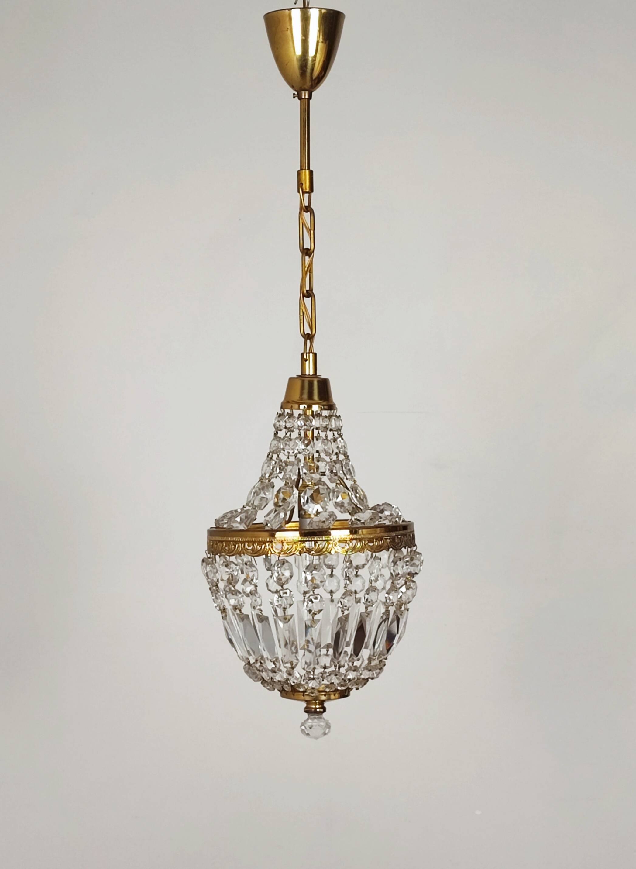 Hot air balloon pendant chandelier