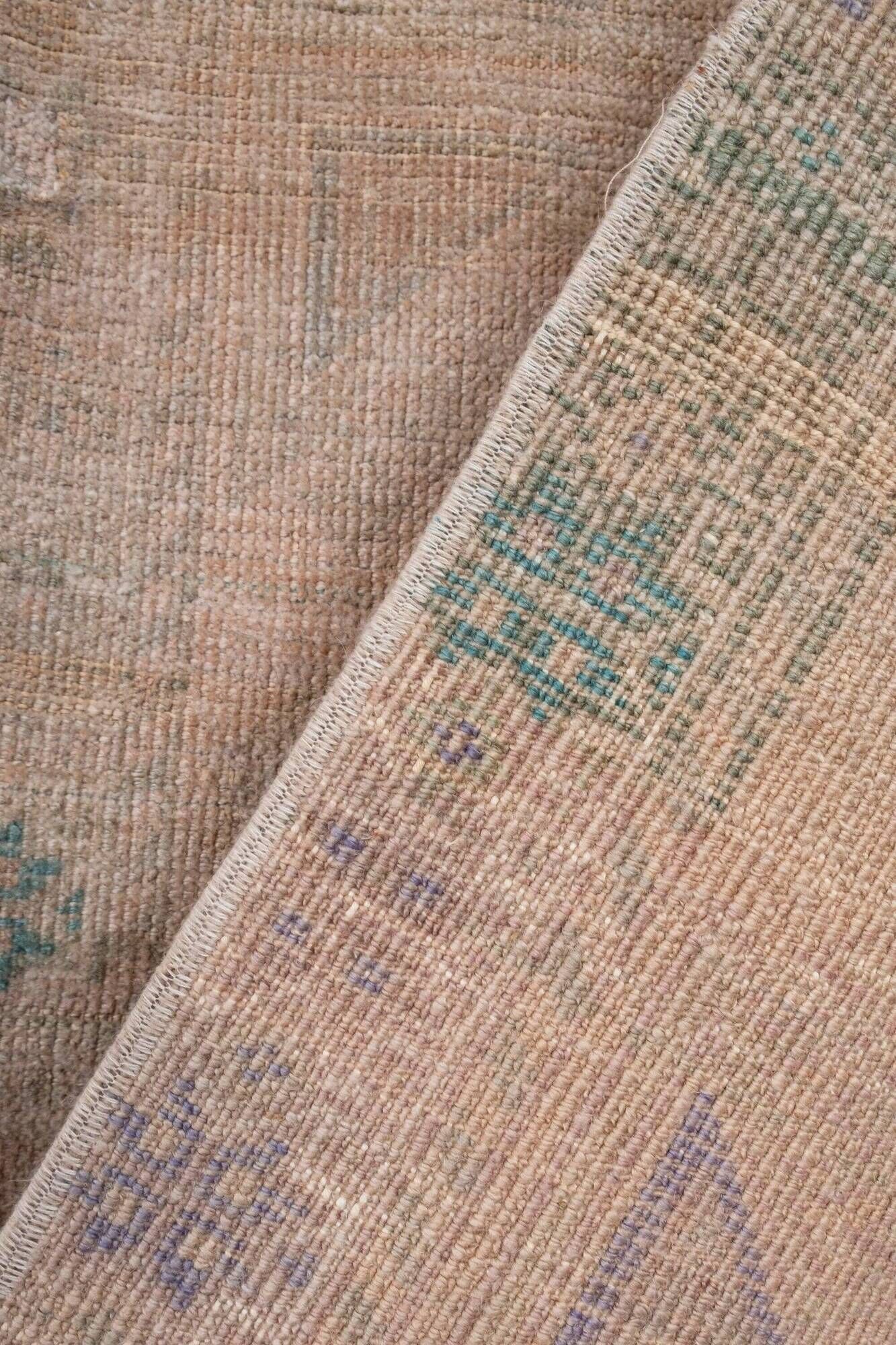 Vintage handmade Turkish rug 57x122 cm