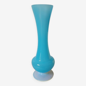 Vase haut opaline bleu